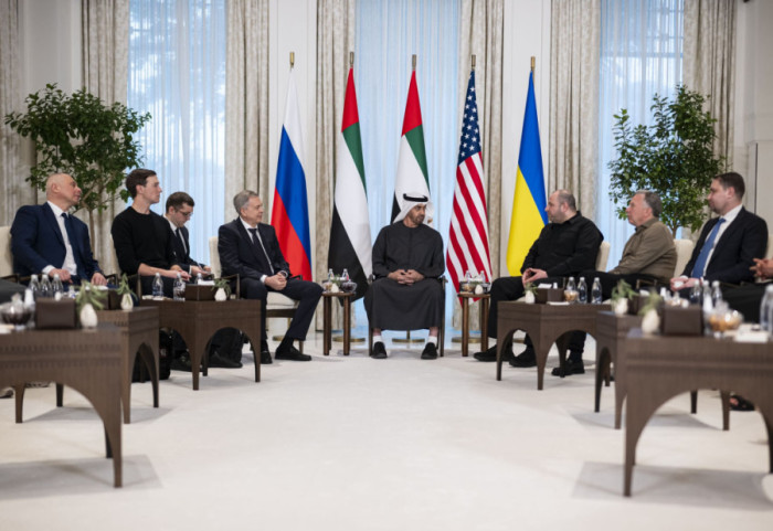 Përfundojnë negociatat e paqes në Abu Dhabi: Takime jo pa rezultat