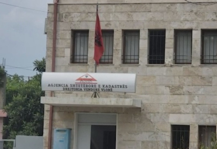 Jepnin dorëheqjen drejtorët, Kadastra e Vlorës zhvendoset në Tiranë