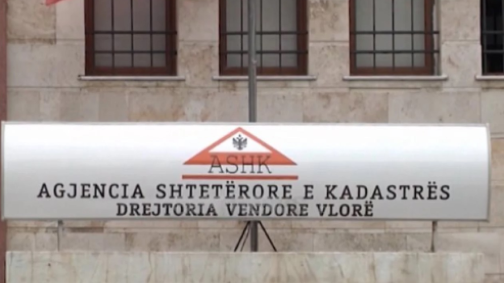 Zhvendosja e Kadastrës, Dhoma e Avokatisë së Vlorës: Vendim diskriminues