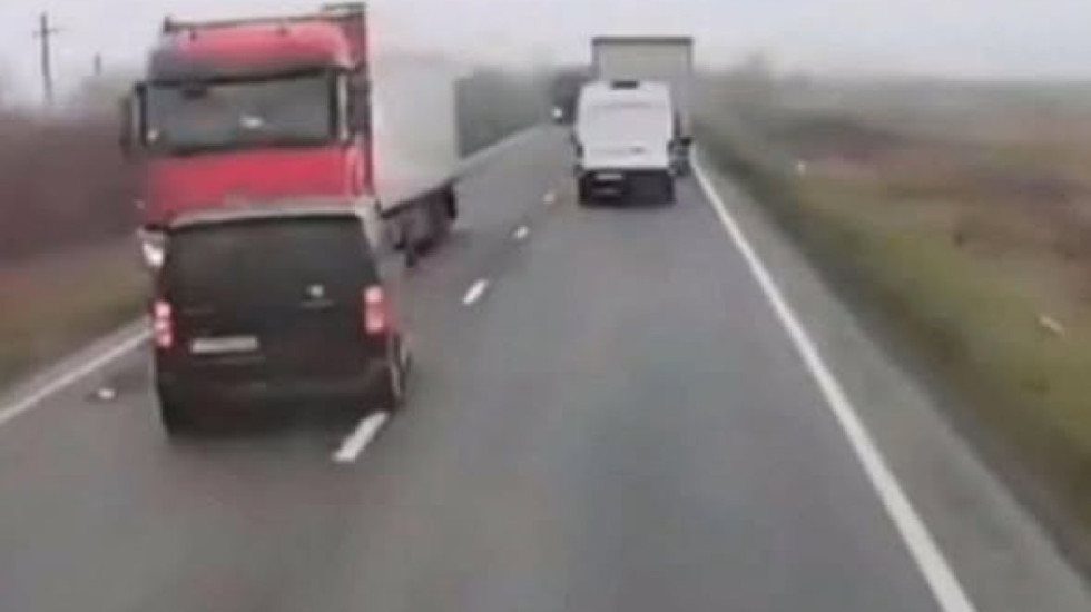 Po shkonin të shihnin ndeshjen, 7 tifozë humbasin jetën në aksidentin horror