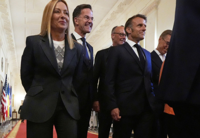 "I dashur Mark, evropianët mund të bëjnë pa SHBA-në", Parisi në ‘luftë të ftohtë’ me shefin e NATO-s