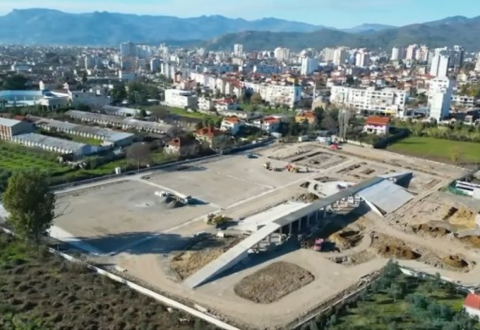 “Dua të luaj”, kryeministri Rama prezanton hapësirën moderne rekreative në Elbasan