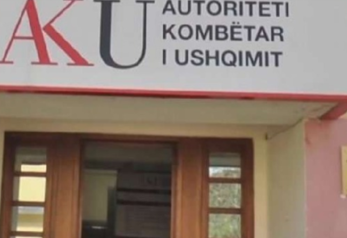 AKU tërheq nga tregu qumështin formulë për bebe, rrezik për shëndetin e foshnjave