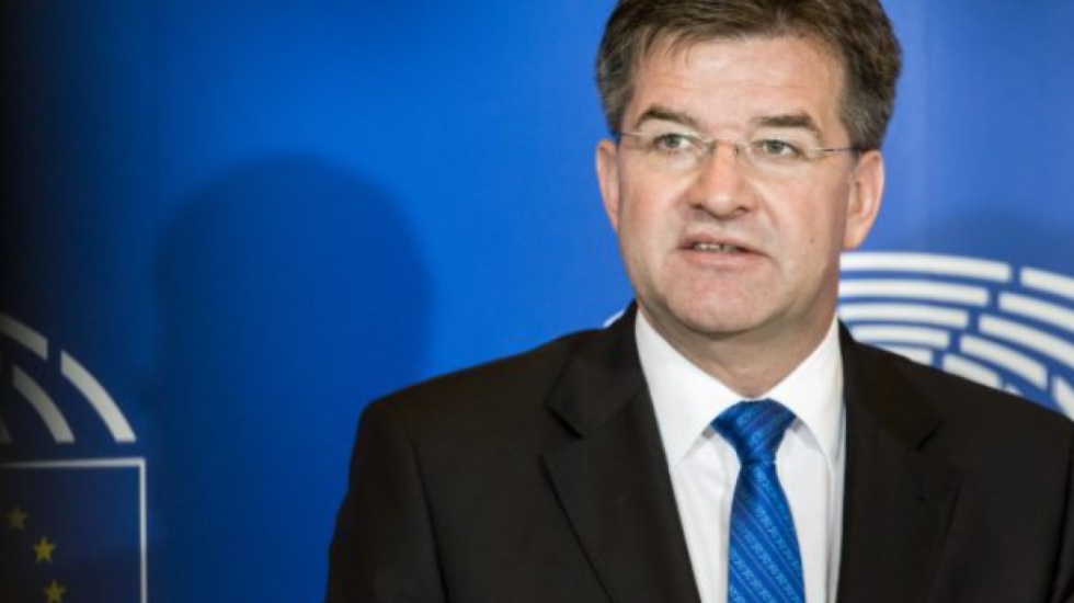 Përmendej në dosjen Epstein, dorëhiqet nga posti Miroslav Lajçak