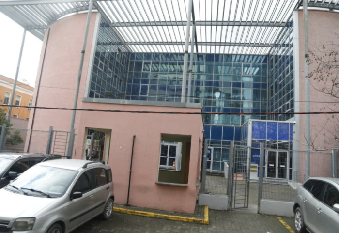 Pas 2 vitesh del nga burgu Xhelal Rraja, i ndryshon masa e sigurisë