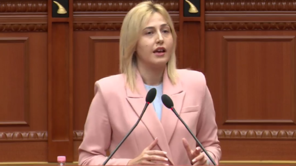 “Kuvendi, mburojë e Ballukut, Zhupa: Ç’lidhje ka kërkesa e SPAK për imunitetin me çështjen në Kushtetuese?