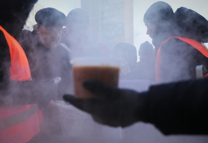 Rusia la pa drita Ukrainën në -20 gradë, Starmer: Barbare