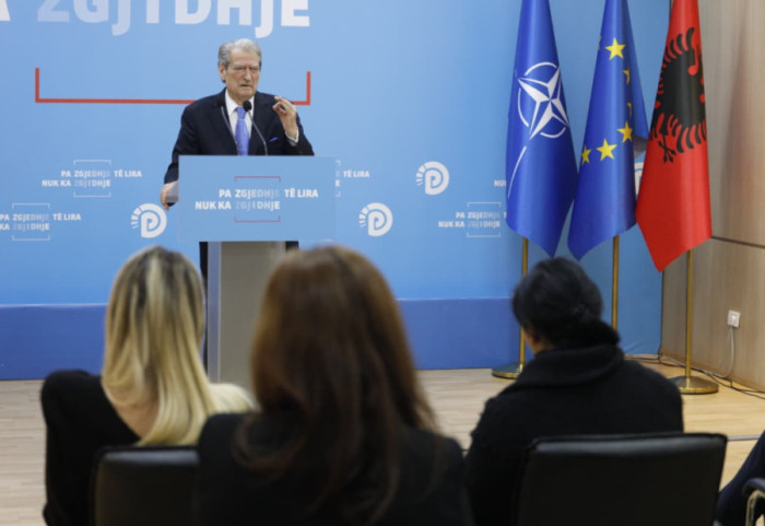 Nga protesta, te data për Kuvendin Kombëtar, PD mbledh Kryesinë