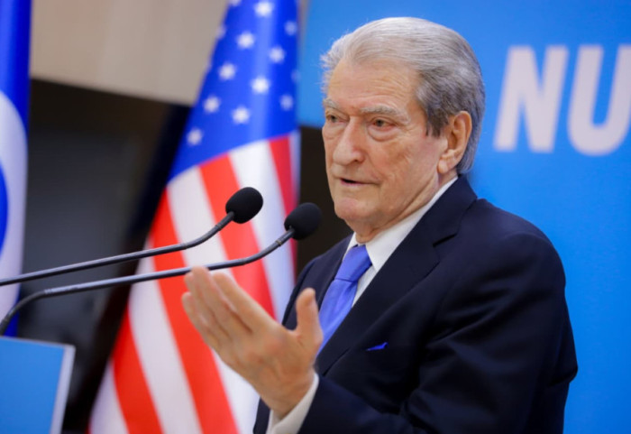 “Ditë vendimtare për Shqipërinë”, Berisha: Rama ka marrë ultimatum nga BE për Ballukun