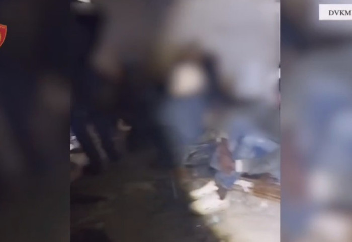 Të fshehur në një shtëpi të braktisur, goditet rrjeti i sudanezëve për emigrantë të paligjshëm