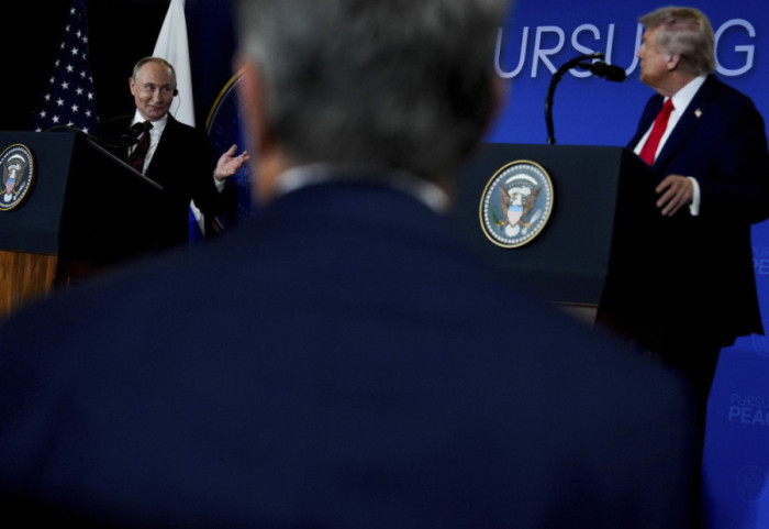 “Propozimi i pahijshëm” rus për SHBA: Të ndërpresim informacionet për Iranin dhe Ukrainën