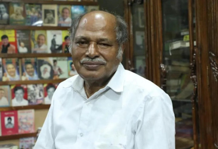 Ish punëtori i fabrikës ndërton një bibliotekë me dy milionë libra