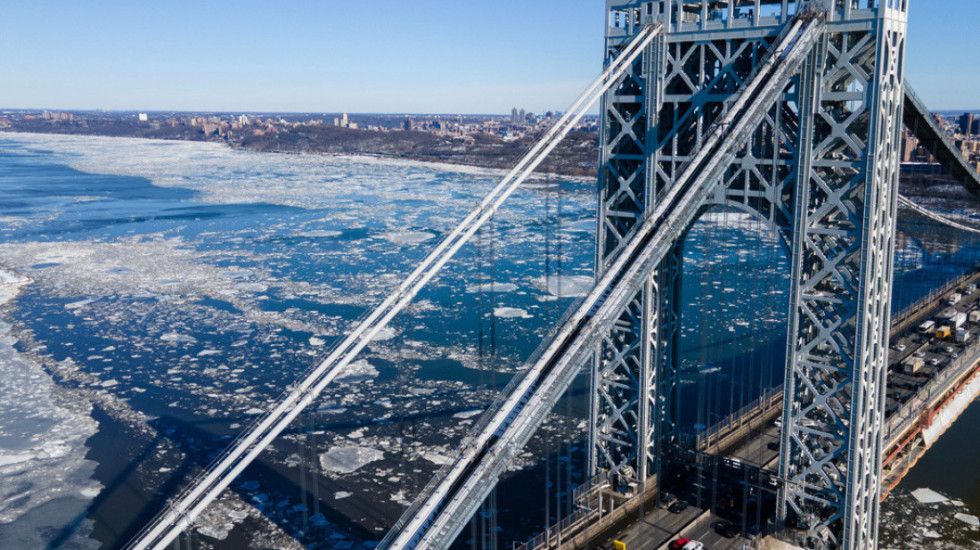 Nju Jorku ngrin nga i ftohti, regjistrohen të paktën 18 viktima