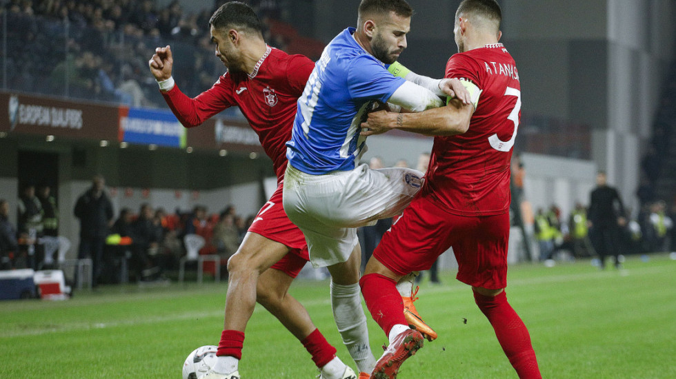 Ndryshon orari i derbit, Partizani-Tirana luhet të dielën në 16:30