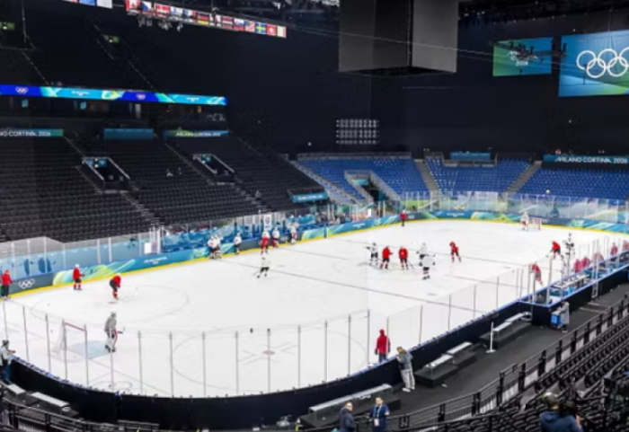 Prej 16 vitesh në kërkim, arrestohet në ndeshjen e hokejit në Olimpiadën Dimërore