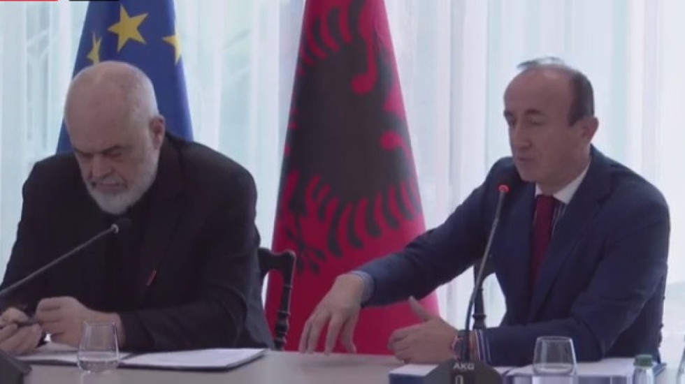 "Nuk më kurseu në Parlament, nga fjalët kalojmë te puna", Rama prezanton Dash Sulën