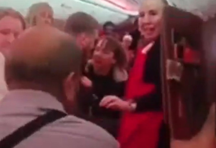 Plas grushti në ajër, avioni i nisur nga Turqia bën ulje të detyruar në Bruksel