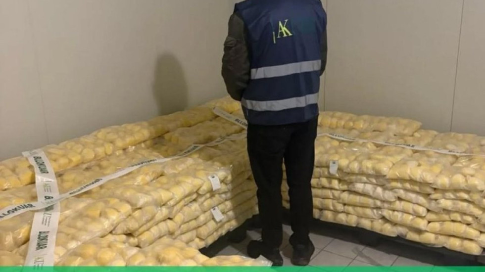 Pa kontrolle dhe pa etiketa, AKU bllokon mbi 4 ton djathtë, gjalpë e gjizë në Fier