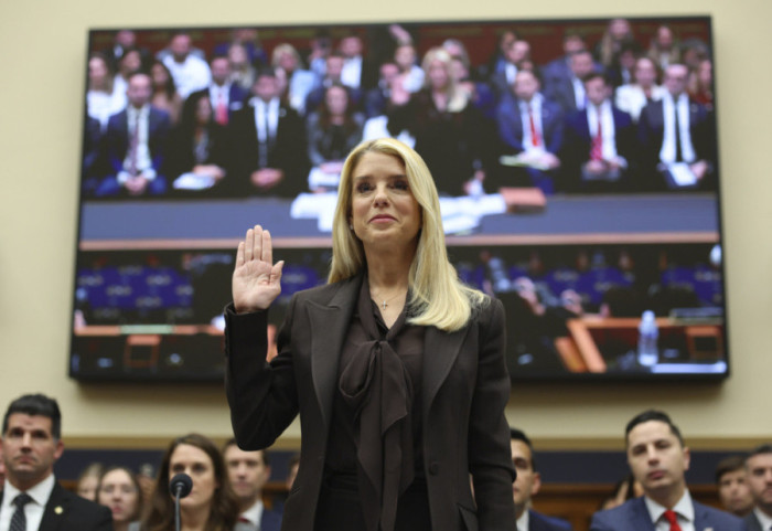 Skandali Epstein, Prokurorja e Përgjithshme Bondi: I kemi nxjerrë të gjitha dokumentet