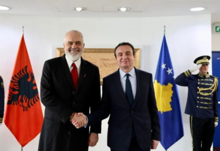 Vizita në Kosovë, kryeministri Rama pritet me ceremoni zyrtare nga Albin Kurti