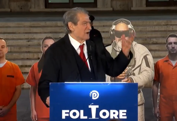 Berisha, thirrje Policisë dhe rinisë për 20 shkurtin: Mos zbatoni urdhra të paligjshëm, Tirana të “derdhet në shesh”