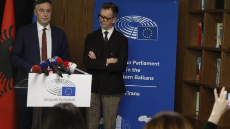 Çështja ‘Balluku’, McAllister ia lë detyrë Ramës: Test për Shqipërinë, të zgjidhet nga qeveria