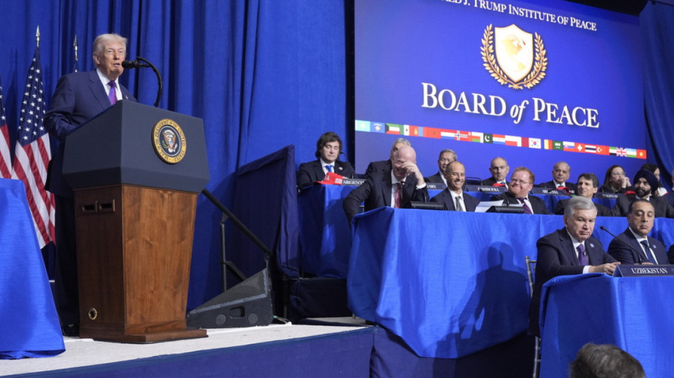 "Më merrni në telefon", Trump mesazh Kosovës: Nëse nuk shkoni mirë me Serbinë...