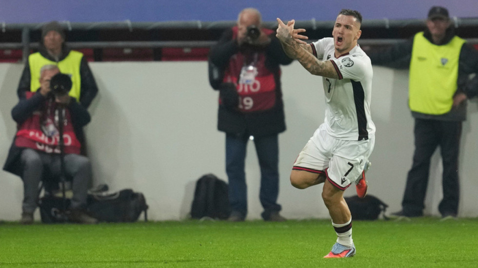 Rey Manaj përfshihet në aksident në Turqi