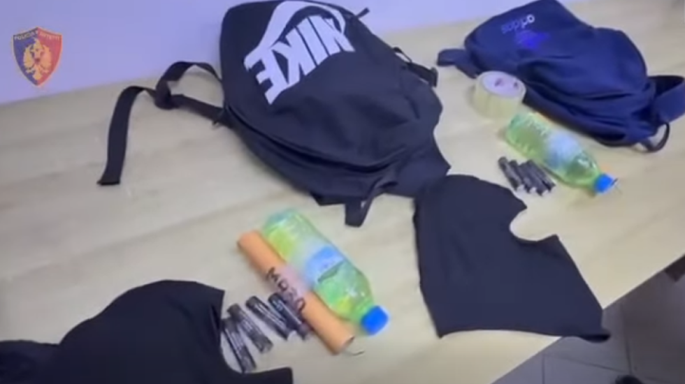 Tubimi i PD, 18 protestues të arrestuar, policia zbulon 'armët' që i gjeti 'Grupit të Zjarrit'