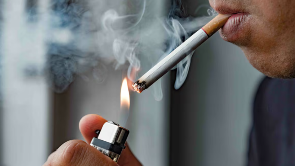 “40% e diagnozave të kancerit lidhen me shkaqe të parandalueshme”, OBSH: Duhani në krye të listës