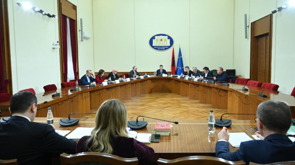 “Kuvendi të autorizojë arrestimin e Ballukut”, Manja i përgjigjet opozitës: Masat e SPAK, të mjaftueshme