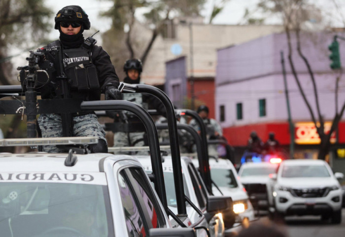 Dhuna pas vdekjes së El Mencho, mijëra ushtarë në Meksikë për të vendosur rendin