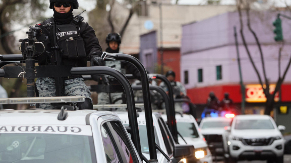 Dhuna pas vdekjes së El Mencho, mijëra ushtarë në Meksikë për të vendosur rendin