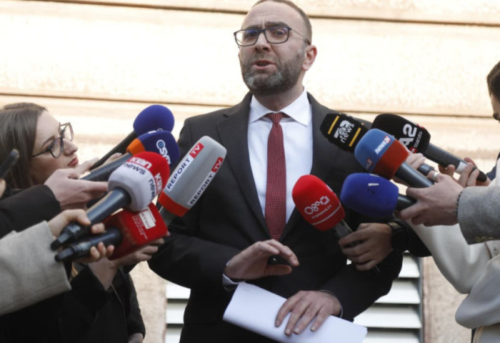 “Fasadë parlamentare”, Bardhi: PD bojkoton seancën e së martës