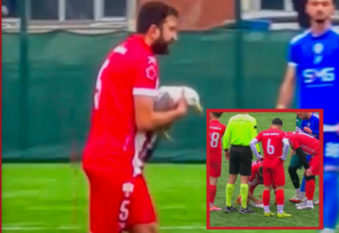 Portieri godet pa dashje një pulëbardhë gjatë ndeshjes, gjesti i futbollistit emocionon rrjetin
