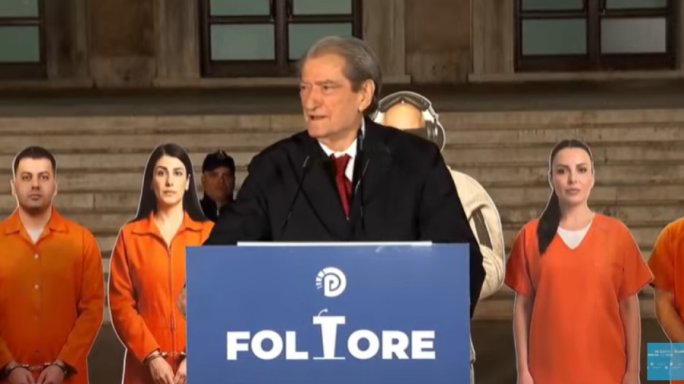 “Kjo organizatë meriton shekuj burg”, Berisha: Brukseli i kërkoi Ramës të shkarkojë Ballukun