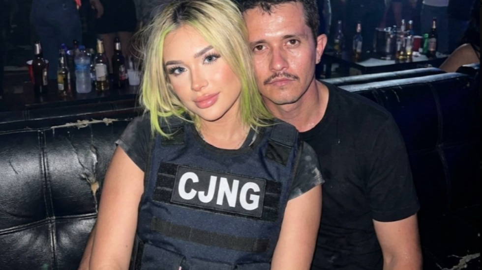 “Nuk jam unë, janë foto me AI”, modelja meksikane mohon ta ketë ‘shitur’ El Mencho-n tek amerikanët