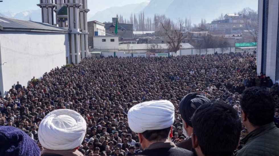 Protesta të dhunshme pro Iranit në Pakistan, 9 të vdekur e me dhjetëra të plagosur