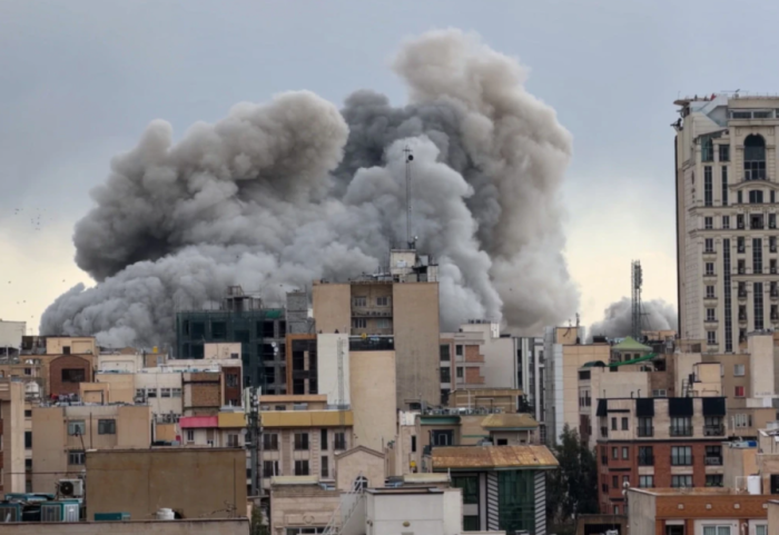 Detaji që vulosi fatin e Khameneit, Mossadi kontrollonte çdo kamera në Teheran