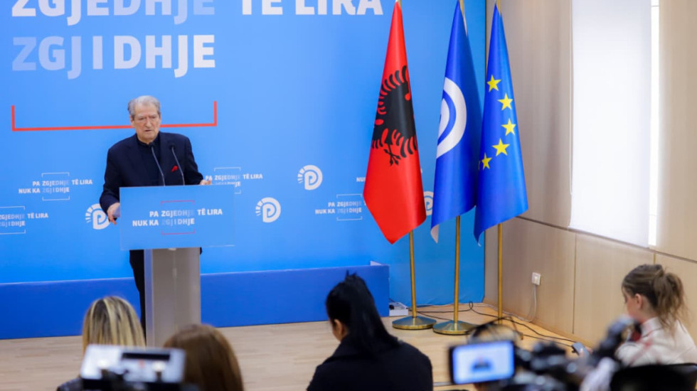 Ngujim në Parlament nëse nuk jepet autorizimi për Ballukun? Berisha flet për protestën