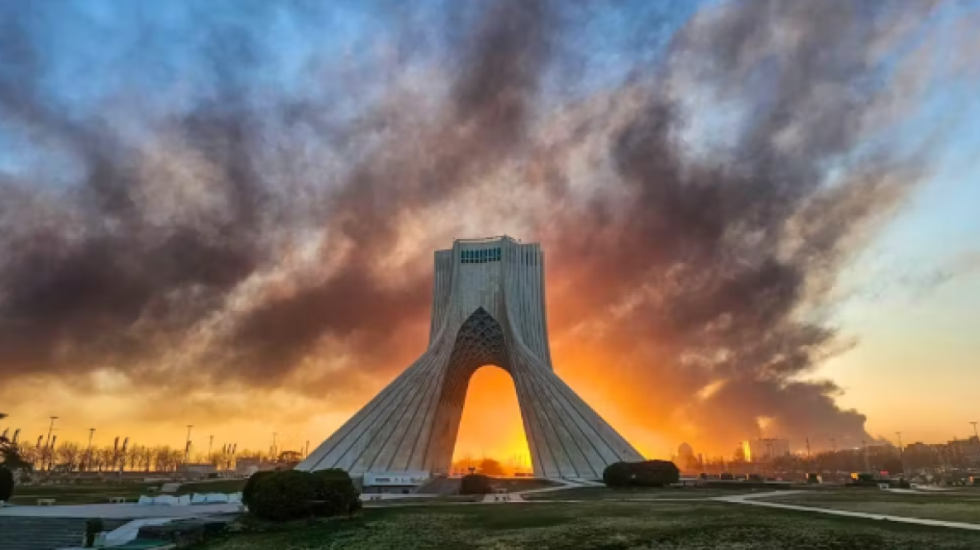 Mbi njëmijë të vrarë nga sulmet izraelito-amerikane në Iran