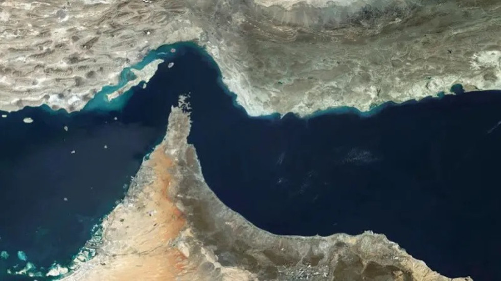 Teherani bën lëshimin e parë, hap Hormuzin për ndihmat humanitare