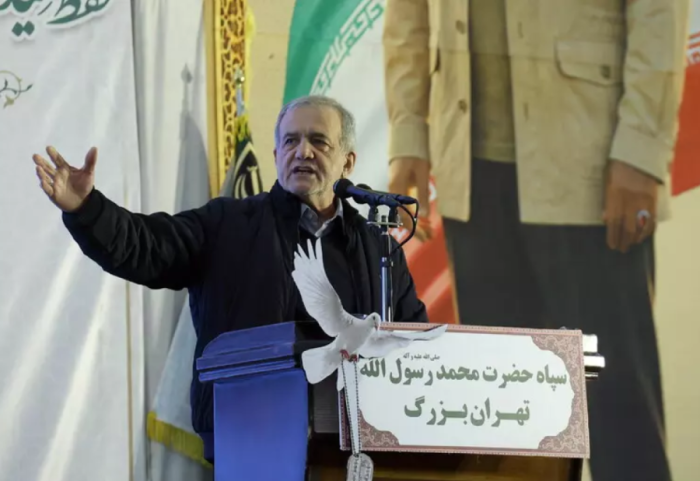 Çfarë u fol në një orë telefonatë mes presidentëve të Pakistanit dhe Iranit?