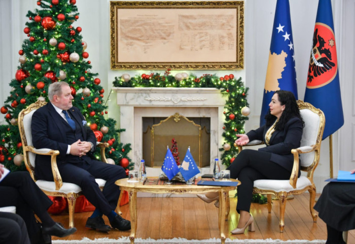 “Hap prapa për vendin”, raportuesi për Kosovën në Parlamentin Europian: Kuvendi dështoi të zgjedhë presidentin