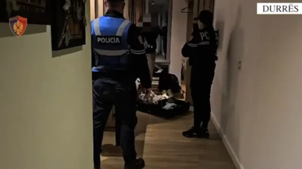 Ushtronin prostitucion në Durrës, kapen brazilianet