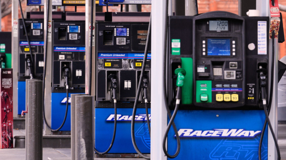 Gjermania miraton masat për të frenuar rritjen e çmimeve të karburanteve