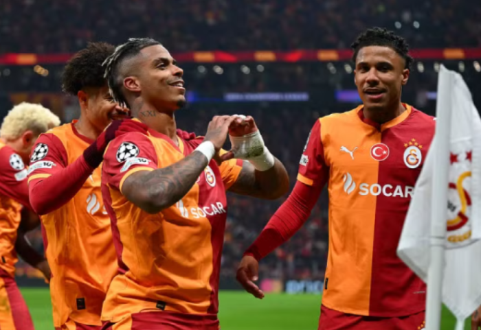 Turqit "kockë e fortë", Gallatasaray mund Liverpool në aktin e parë