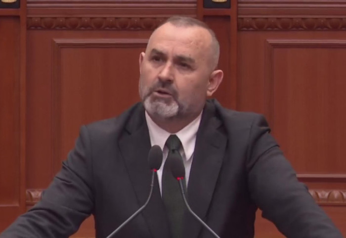 Ulsi Manja prezanton raportin e PS: Votimi për Ballukun, mekanizëm për balancën institucionale