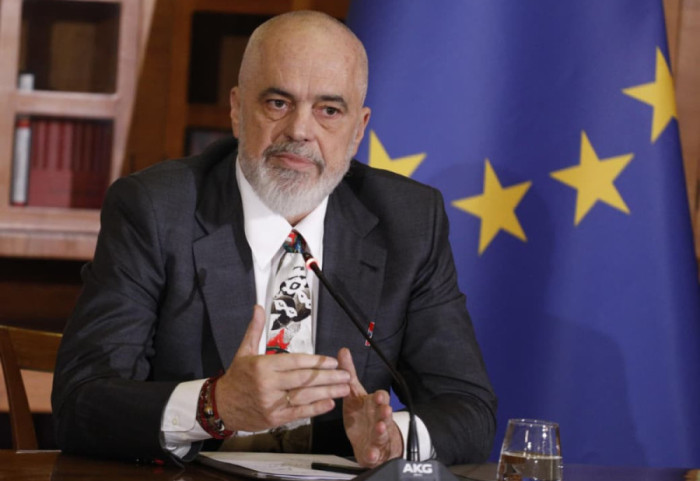 ‘Fluturon’ çmimi i naftës prej luftës, Rama paralajmëron hyrjen e shtetit në tregun e hidrokarbureve