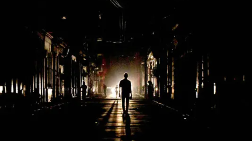 Kuba në “blackout” total, në kolaps rrjeti elektrik